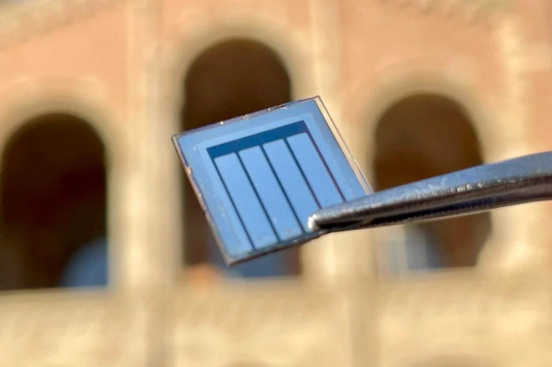 New way to power up nanomaterials for electronic applications - Science Daily